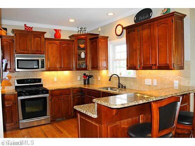 129 Postell Dr, Statesville, NC 28625 - photo 2