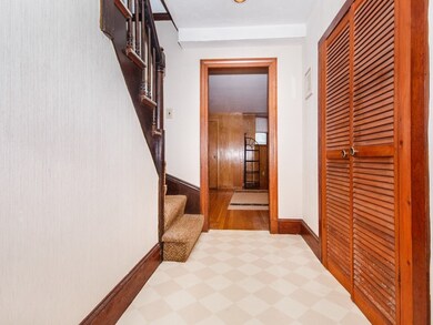 565 E 7th St, Boston, MA 02127 - photo 3