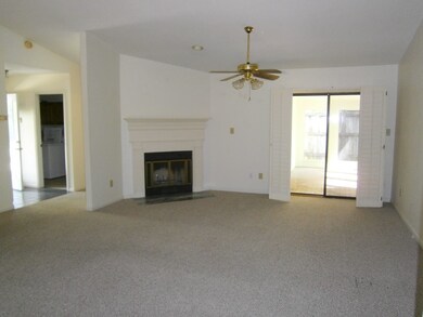 605 Independence Dr, Jacksonville, NC 28546 - photo 3