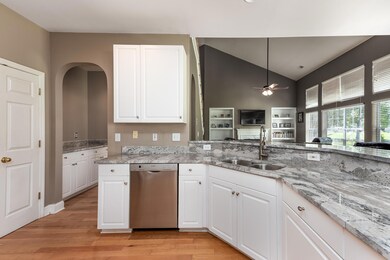 2015 Andover Way Mount-009-4-DKL 0636Edi