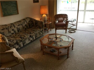 200 Valley Stream Dr unit 10, Naples, FL 34113 - photo 3