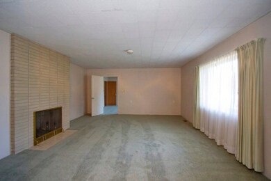 704 Park Ave, Claxton, GA 30417 - photo 6