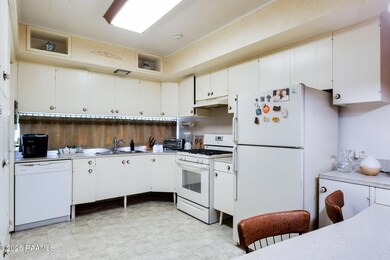 6-web-or-mls-310 Dejean St Updated-6