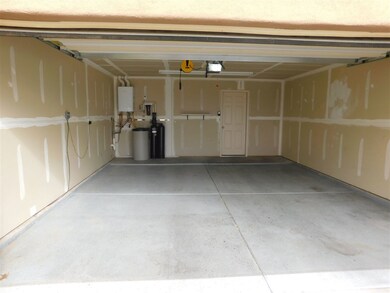 2613 Las Alturas Ct, Alamogordo, NM 88310 - photo 5