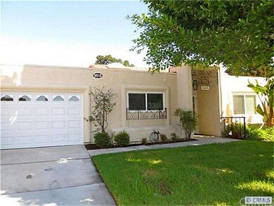 5512 Paseo Del Lago W unit B, Laguna Woods, CA 92637 - photo 2