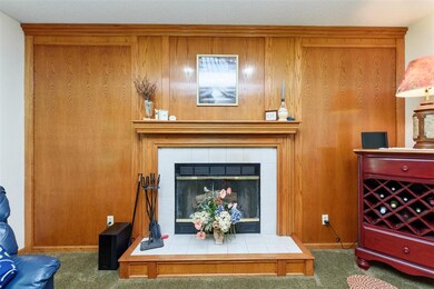 WOODBURNING FIREPLACE