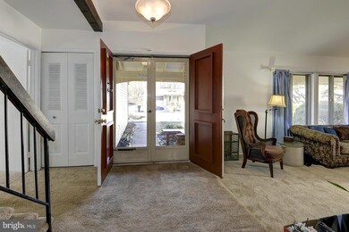 326 Avondale Dr, Sterling, VA 20164 - photo 4