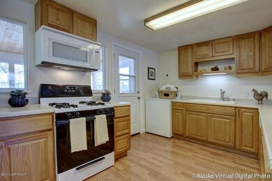 elmendorf kitchen