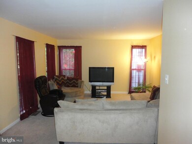 12119 Guinevere Place, Glenn Dale, MD 20769 - photo 6