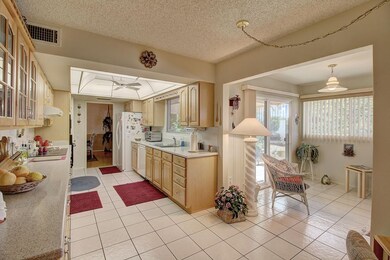 9703 W Cottonwood Dr, Sun City, AZ 85373 - photo 2