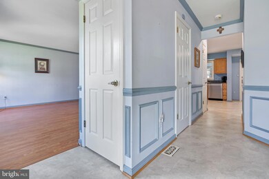 9533 Hallhurst Rd, Nottingham, MD 21236 - photo 4