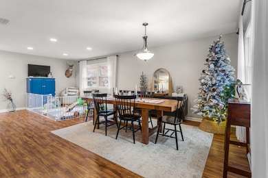 204 W Oak St, Mahomet, IL 61853 - photo 7