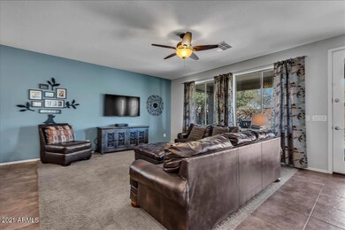 10Family Room