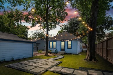 209 E 25th St, Houston, TX 77008 - photo 2