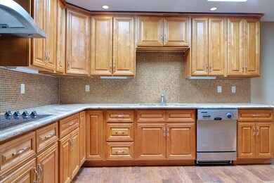 Kitchen 3