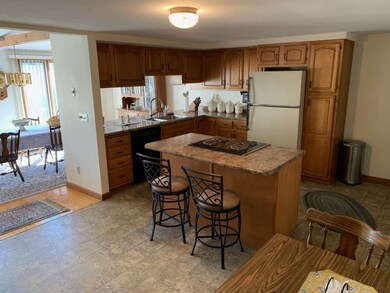 21 Hanscom Ave, Haverhill, MA 01830 - photo 3