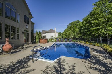 Rear Swimming Pool_4