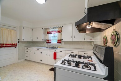 135 W 3rd St, Newburg, MO 65550 - photo 7