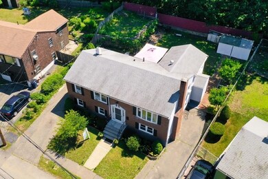 17 Blueview Rd, West Roxbury, MA 02132 - photo 4