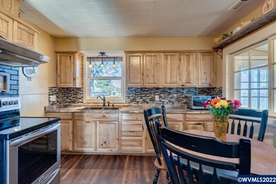 18876 Butteville Rd NE, Aurora, OR 97002 - photo 5