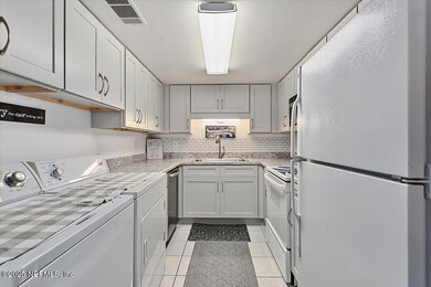 07-Kitchen