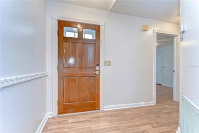 Bright foyer!
