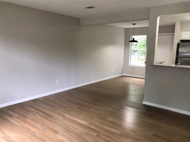 1111 Summit Dr, Tomball, TX 77375 - photo 2