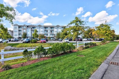 Woodstone Crossing unit 111, South Weymouth, MA 02190 - photo 6