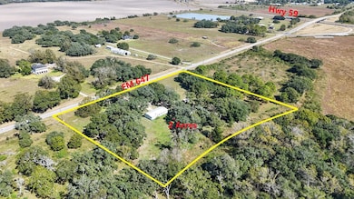 979 S Fm 647 Rd, Louise, TX 77455 - photo 2