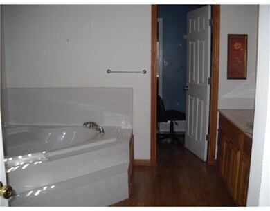 Master Bath/Spa.