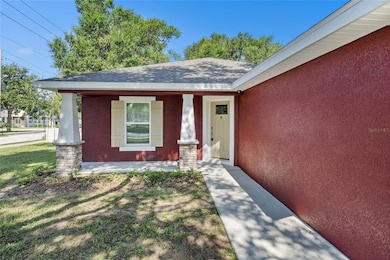 514 Fahnstock St, Eustis, FL 32726 - photo 2