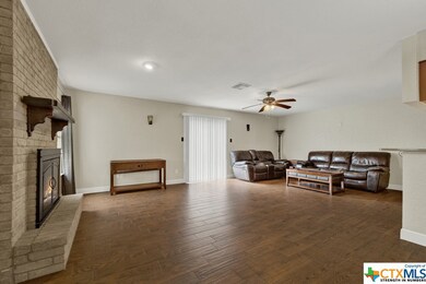 1347 Tulip Ln, New Braunfels, TX 78130 - photo 3