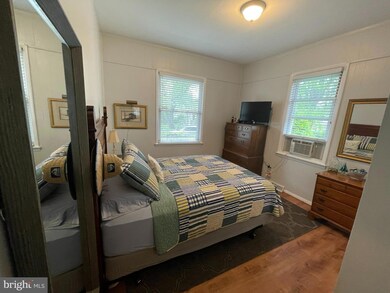 809 Bay Ridge Ave unit 2, Annapolis, MD 21403 - photo 3