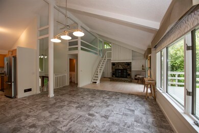 2405 Willard Rd, Quechee, VT 05059 - photo 4