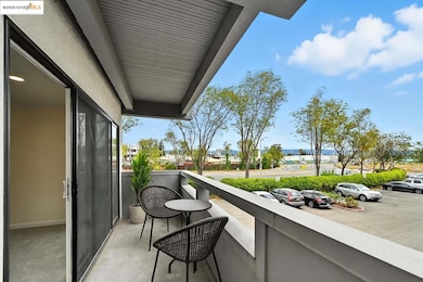 5 Embarcadero W unit 129, Oakland, CA 94607 - photo 2