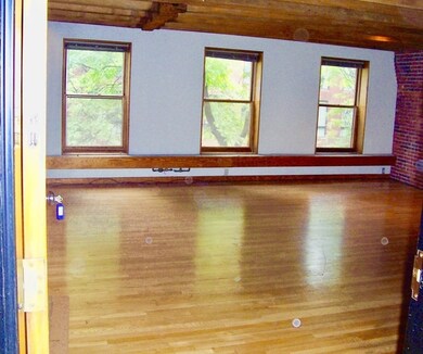 162 Commercial St unit 3, Boston, MA 02109 - photo 2
