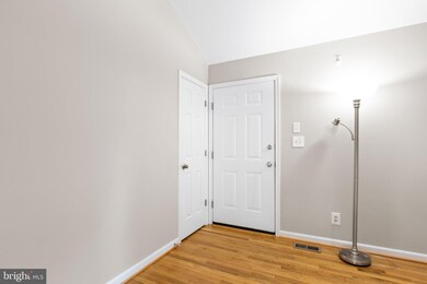 11907 Buttercup Ln, Fredericksburg, VA 22407 - photo 5