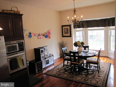 517 Cedar Spring St, Gaithersburg, MD 20877 - photo 7