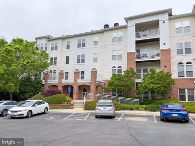 2931 Deer Hollow Way unit 308, Fairfax, VA 22031 - photo 3