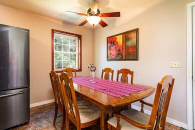 921LakeRanchRdKisseeMills-5DiningRoom(1)