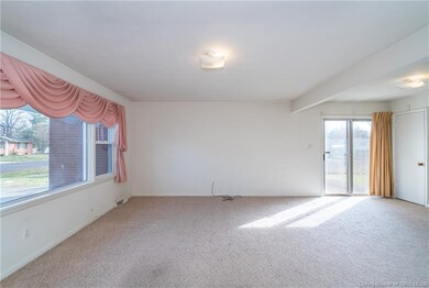 3307 Ridgewood Dr, New Albany, IN 47150 - photo 5