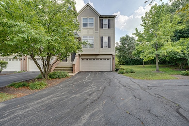 3379 Kentshire Cir unit 33192, Aurora, IL 60504 - photo 2