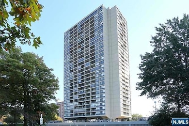 Horizon House unit 2002, Fort Lee, NJ 07024 - photo 5