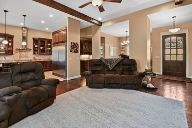 932 S Caliburn Dr, Nixa, MO 65714 - photo 6