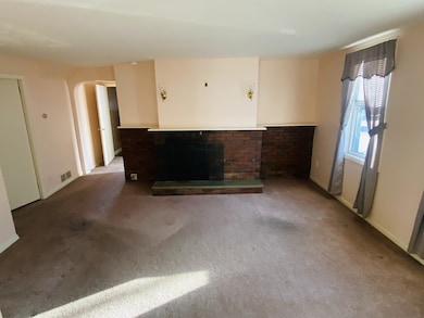 184 Burrill St unit 1, Swampscott, MA 01907 - photo 5