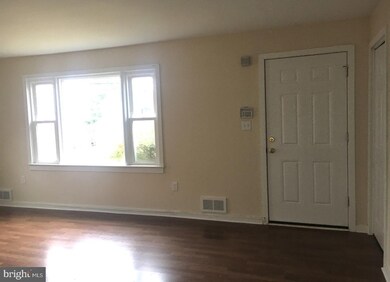 409 Central Ave, Reisterstown, MD 21136 - photo 4