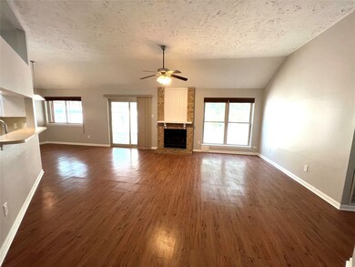 7710 Western Oak Ln, Houston, TX 77040 - photo 4