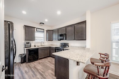 516 Elwick Dr.-5