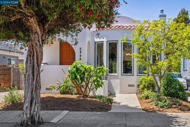 2844 Stanton St, Berkeley, CA 94702 - photo 5