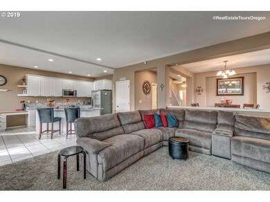 15402 SE Elinor St, Clackamas, OR 97015 - photo 3